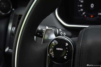 2018款揽胜运动版3.0自动V6 HSE Dynamic