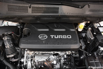 2017款宝骏730 1.5T自动旗舰型7座