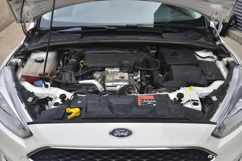 2017款福克斯两厢1.0T手动超能风尚型智行版EcoBoost 125