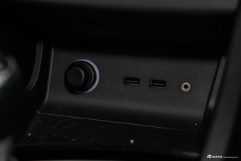 2015款DX7 1.5T手动豪华型