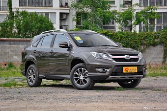 2017款比亚迪S7 1.5T手动尊贵型