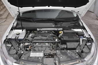 2017款观致3三厢1.6L自动致悦型图片