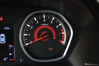 2017款东南DX3 1.5L手动豪华型