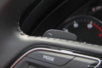 2017款奥迪A5 2.0T自动Sportback 45 TFSI时尚型