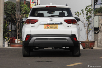 2018款现代ix35 2.0L自动两驱智勇·畅享版