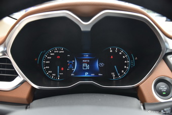 2017款DX7 1.5T自动豪华型