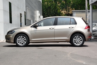 2018款高尔夫1.2T 180TSI自动舒适型