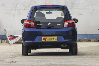 2014款启辰R30 1.2L手动尊享版