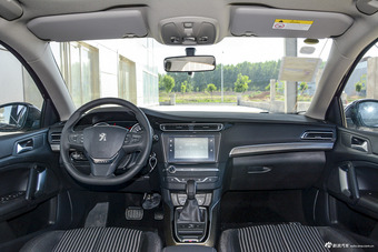 2016款东风标致408 1.6T自动豪华版图片