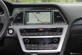 索纳塔九 2015款 2.4L TOP旗舰型