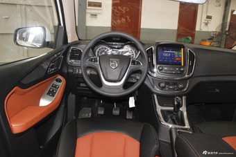 2016款 宝骏560 1.5T手动精英型