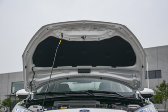 2017款福睿斯幸福版1.5L自动时尚型