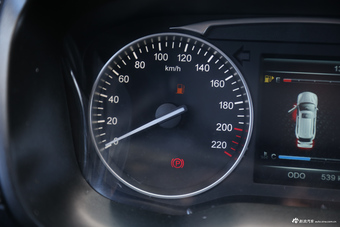 2016款斯威X7 1.5T手动豪华型