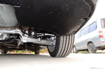 2017款宝马5系2.0T自动528Li 领先型