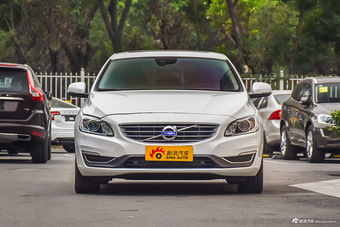 2017款沃尔沃S60L 2.0T自动T4智远版