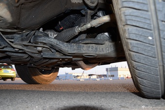 2016款RAV4荣放 2.5L自动四驱尊贵版