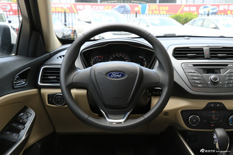 2017款福睿斯改款1.5L自动舒适型