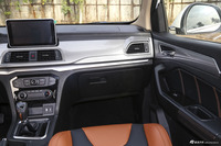 2017款北汽威旺M50F 1.5L手动舒适型