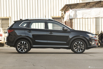 2018款荣威RX5 1.5T 20T自动两驱互联网智臻版