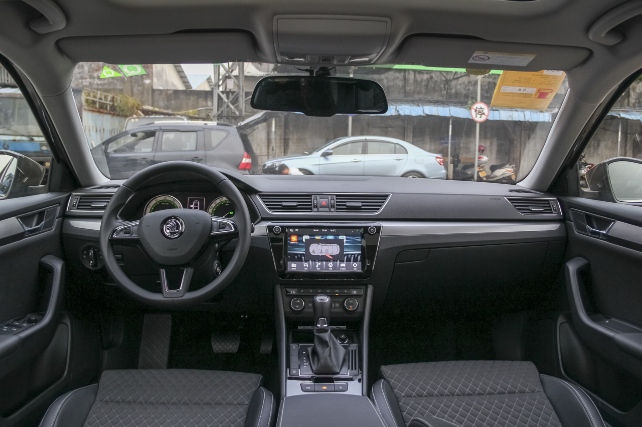 2018款速派1.8T自动TSI330 DSG舒适版