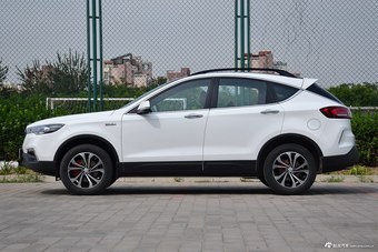 2017款奔腾X80 1.8T自动运动型