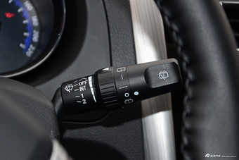 2017款风行S500 1.5L 手动豪华型 （灰色）