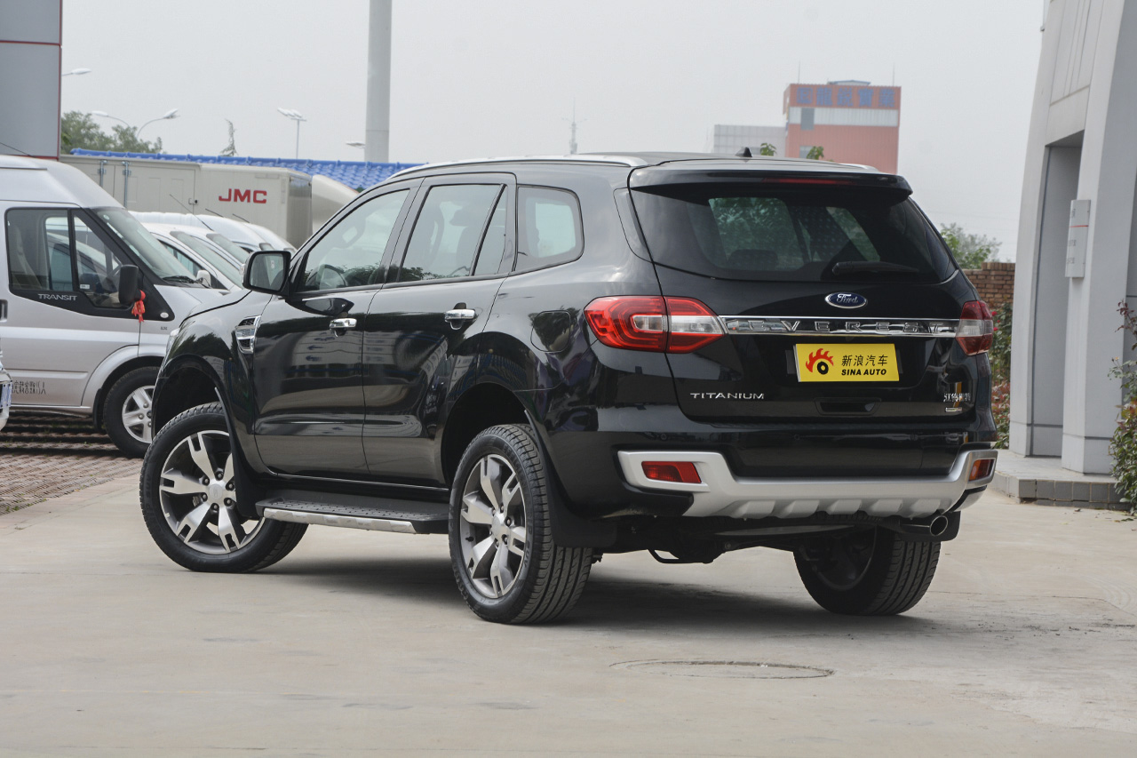 2017款撼路者2.0T自动四驱旗舰版汽油7座