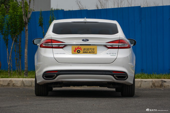 2017款蒙迪欧1.5T自动时尚型