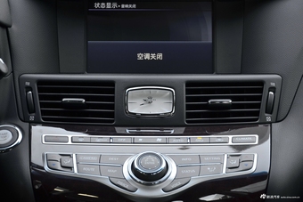 2019款英菲尼迪Q70L 2.0T自动悦享版