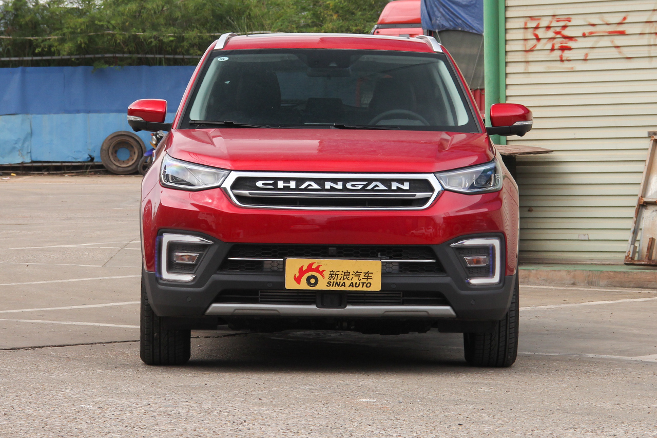 2017款长安CS55 1.5T自动炫耀型