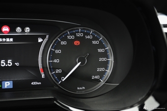 2017款传祺GS7 320T 2.0T两驱豪华智联型