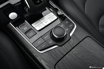 2018款宝沃BXi7 四驱旗舰型