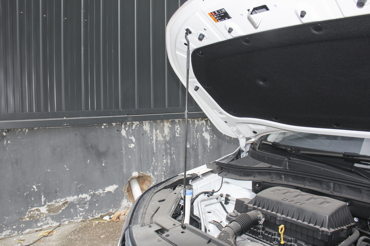 2018款荣威RX3 1.6L手动精英版