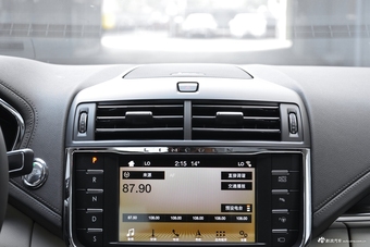 2017款林肯大陆3.0T自动四驱总统版