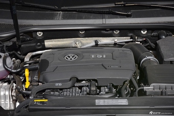 2018款迈腾2.0T自动380TSI DSG旗舰型