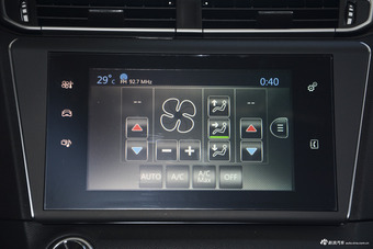 2015款东风标致408 1.2T自动豪华版