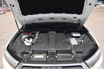 平行进口2017款奥迪Q7 3.0T 墨版（暂无参数）图片