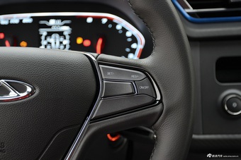 2017款瑞虎3X 1.5L手动版I 白色