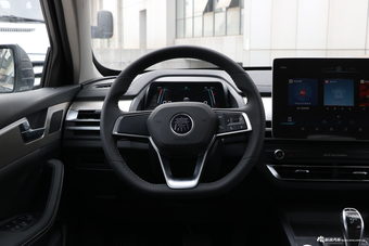 2019款秦Pro 1.5TI自动智联锋尚型