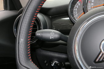2018款MINI 2.0T COOPER S经典派