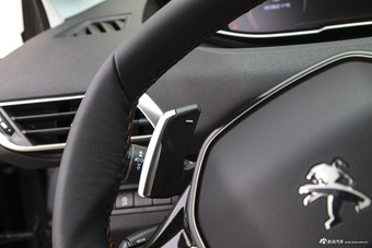 2017款标致4008 1.8T自动380THP精英版