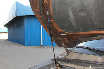 2017款长安CS95 2.0T自动四驱智驭版 