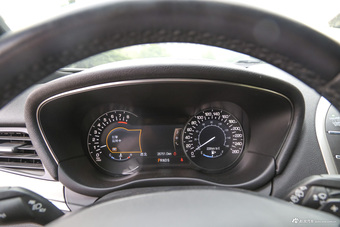 2014款林肯MKC 2.0T自动四驱尊耀版