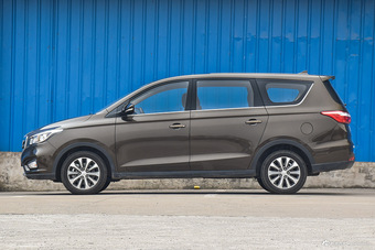 2017款凌轩1.6L手动幸福型