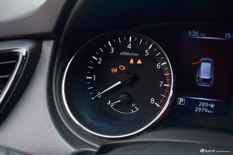 2017款奇骏2.5L自动CVT至尊版 4WD