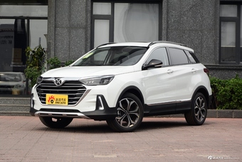 2018款北汽绅宝智行1.5T自动智领版