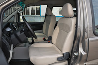 2017款菱智V3 1.5L手动5座特惠版