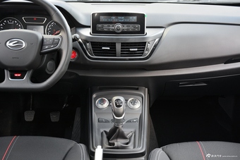 2018款逍遥1.5GTDI手动白银版