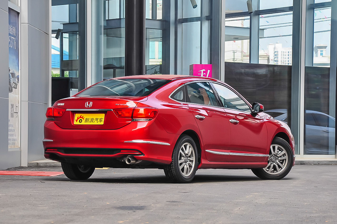 2015款思铂睿2.0L自动典藏版EXi-L