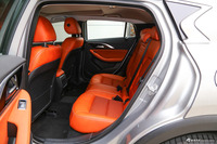 2017款英菲尼迪QX30 2.0T自动四驱运动版